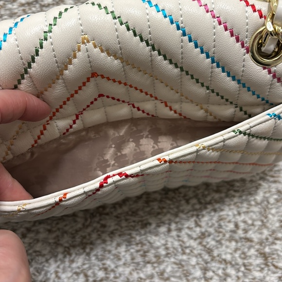 KARL LAGERFELD PARIS Agyness Chevron Chain Shoulder Bag - Picture 5 of 12